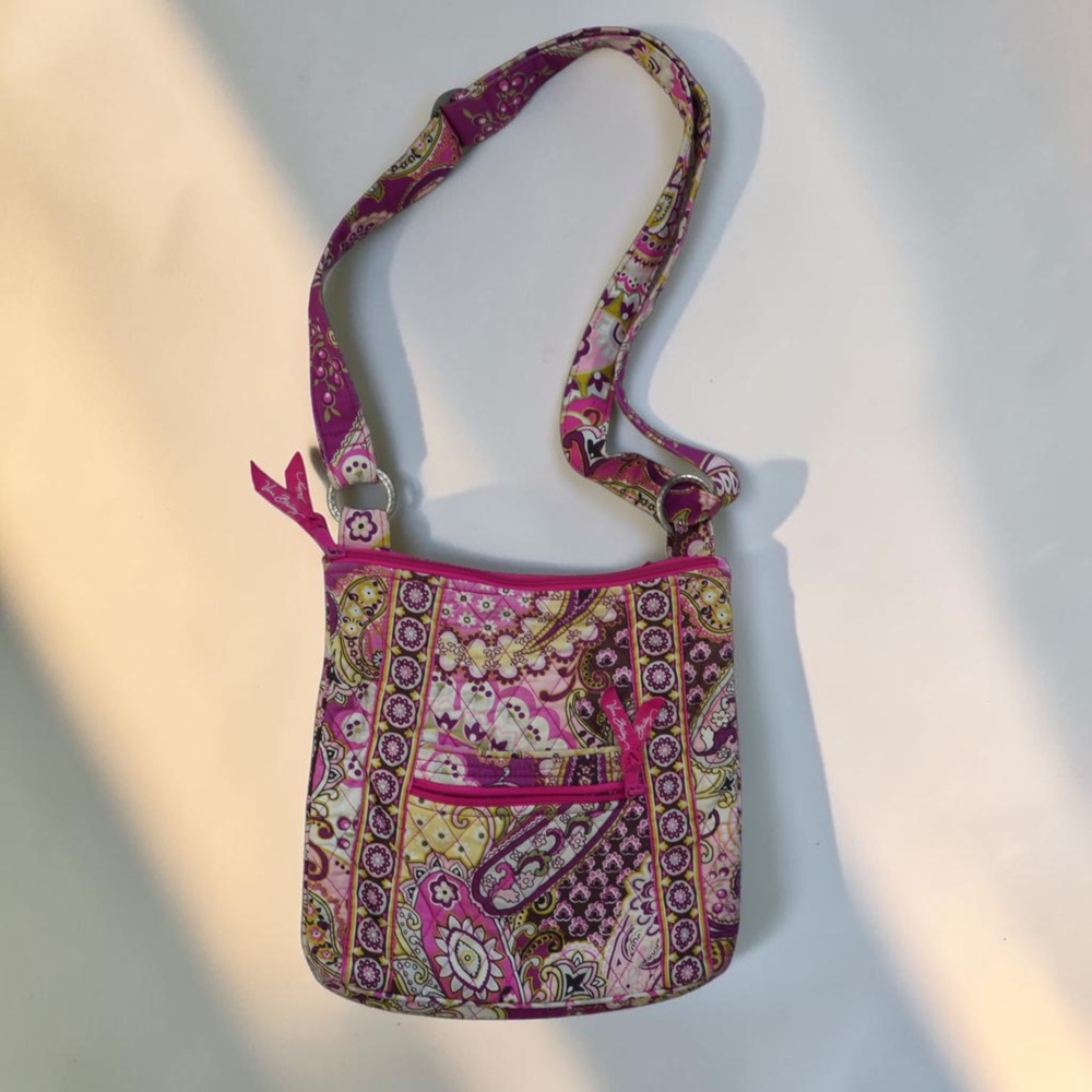 Vera Bradley Hipster Crossbody Bag Very Berry Paisley Pink Quilted Retired Purse